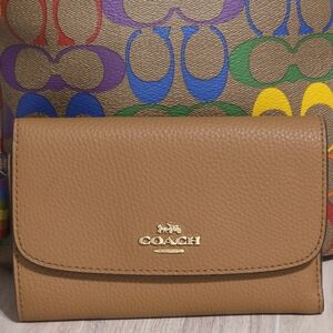 Coach Medium Envelope Cards Wallet ID Light Saddle Gold F30204 Pebbled Leather